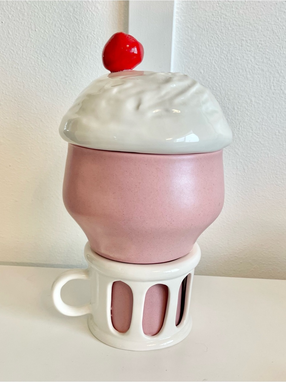 VTG Ceramic Strawberry Milkshake Jar Cookie Candy Ice Cream Sundae Pink Cherry